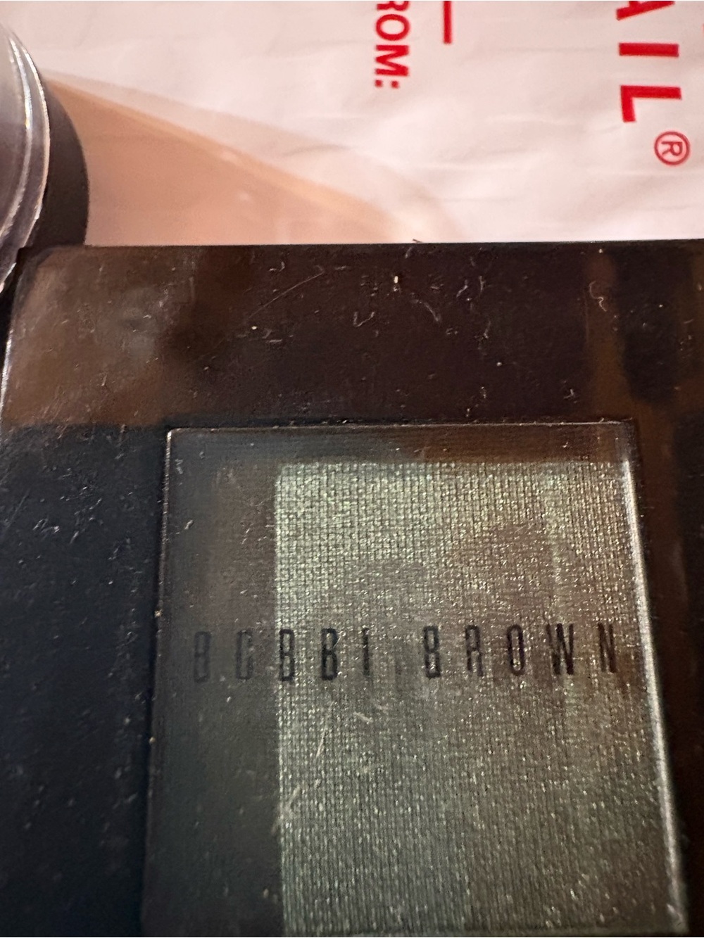 NFS-Sold-ABAGLIEN
Bobbi Brown Shimmery Olive Green Eyeshadow
